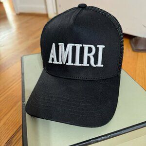 Amiri hat